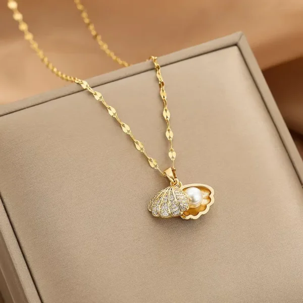 Korean Style 18K Gold Plated Shell Pendant Necklace – IP Coated, Waterproof, Non-Tarnish, 304 Stainless Steel, Beach Simple Jewelry